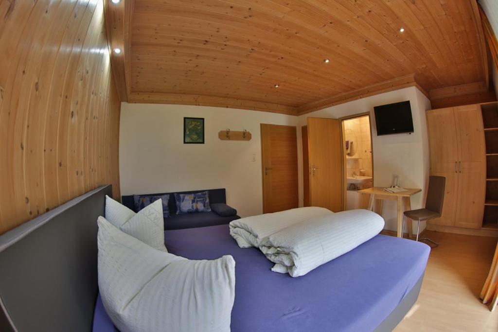 Hotel Stecher Оец Екстериор снимка