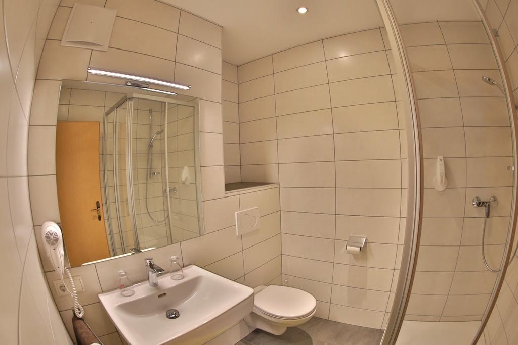 Hotel Stecher Оец Екстериор снимка